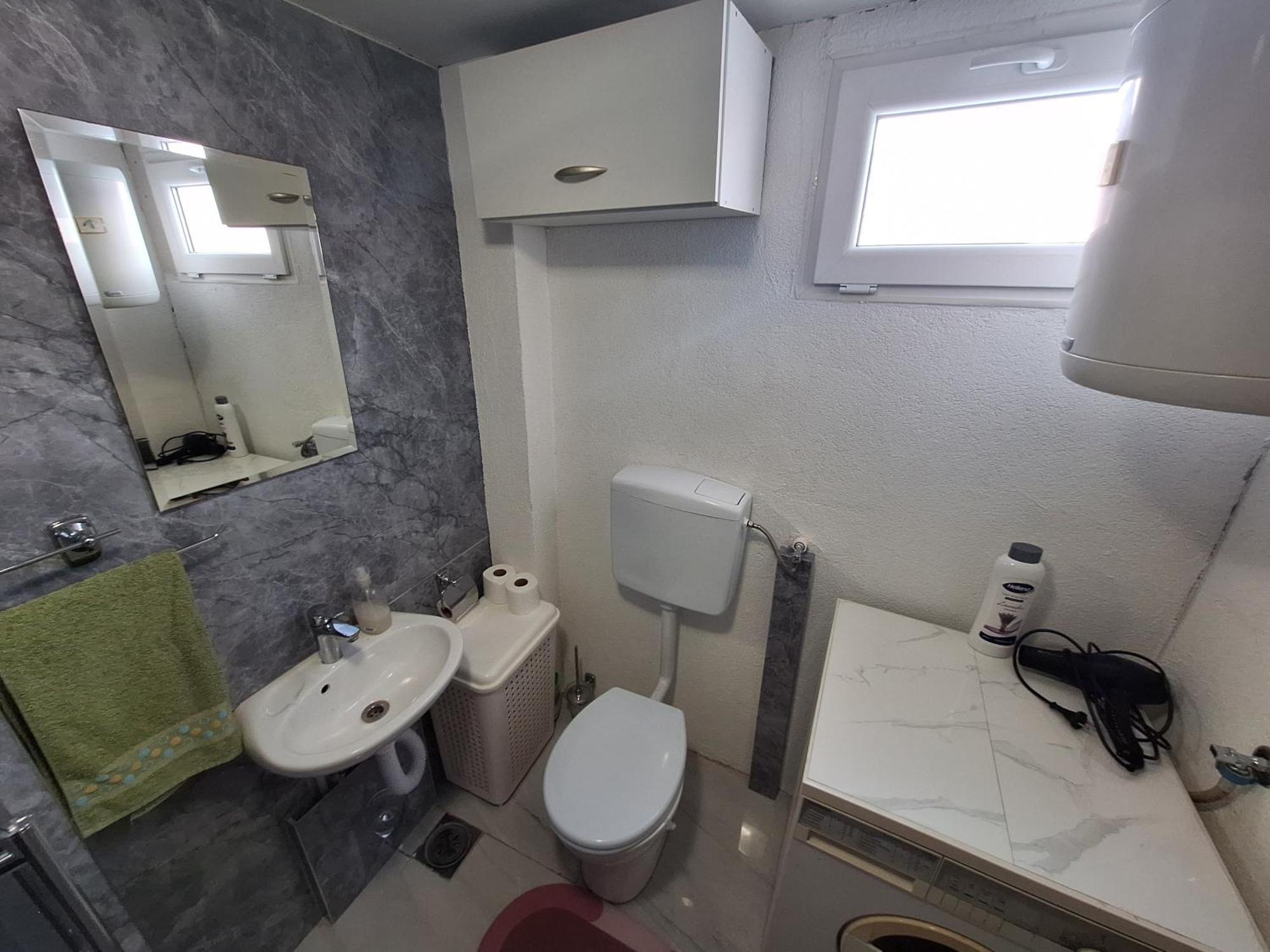 Fly & Stay Apartments Laktaši Екстериор снимка