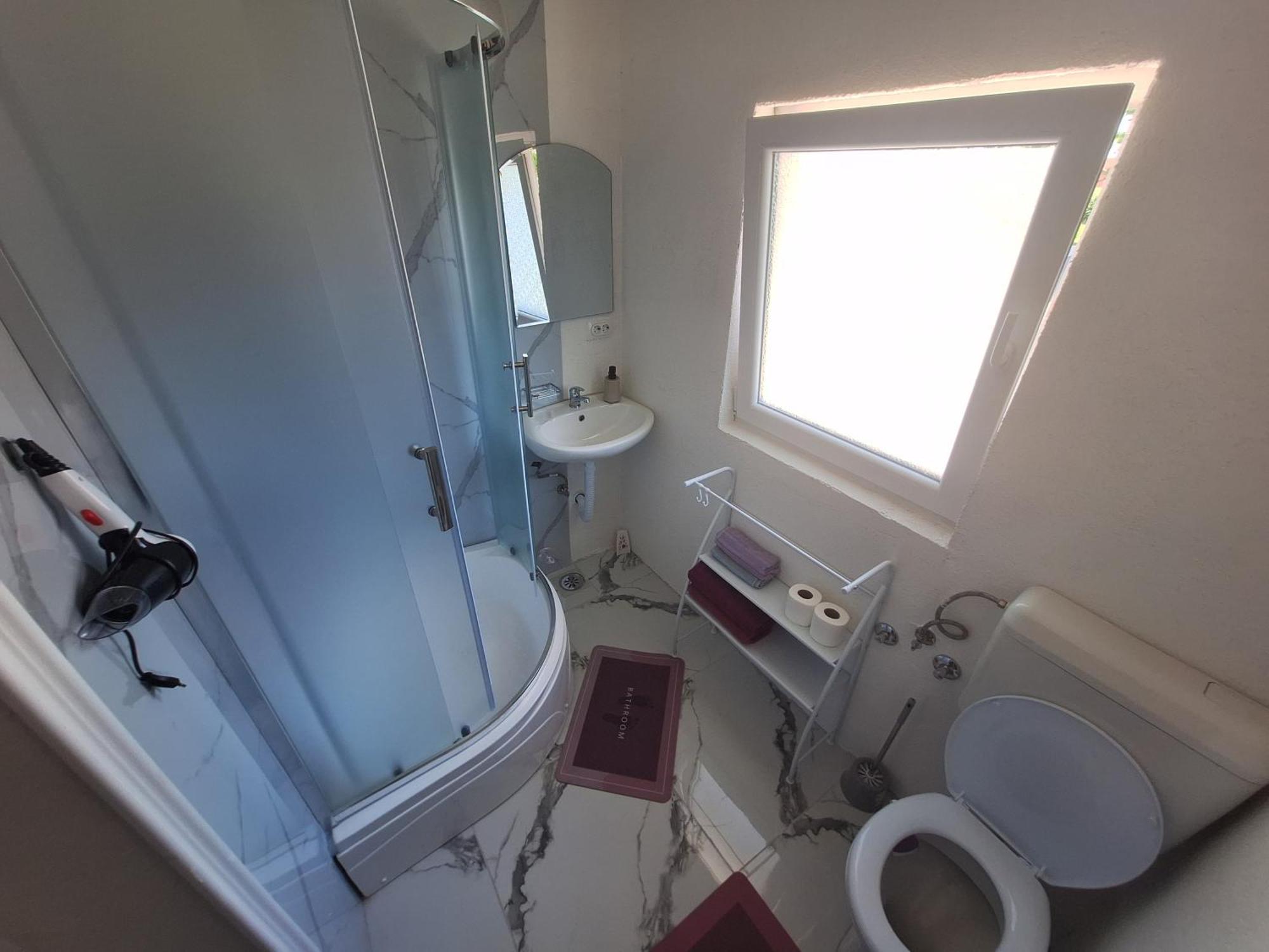 Fly & Stay Apartments Laktaši Екстериор снимка